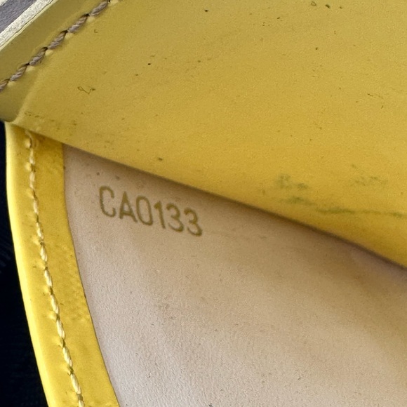 Limited Edition Louis Vuitton Damier Facette Card Holder - Picture 9 of 11